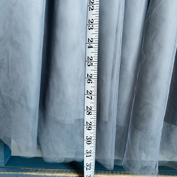 Used tulle grey bridesmaid skirt. - Picture 2 of 4